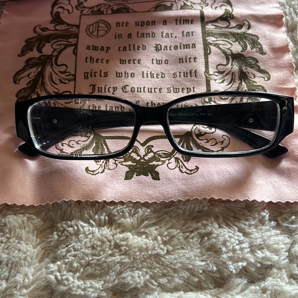 5/$35 Juicy couture prescription frames with original box and dust cloth - Picture 10 of 13